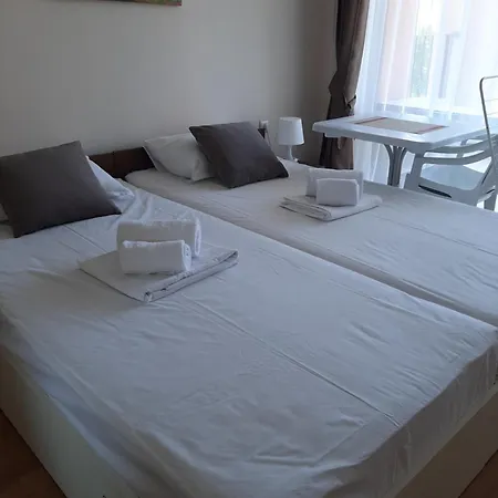 Premier Apparthotel 2025