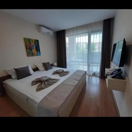 Premier Apparthotel 2025